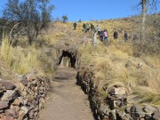 Encanto y misterio en una travesía por las entrañas del oro y la piedra laja en San Luis