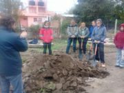 Mesa saludable: entusiasmo tras una jornada de capacitación hortícola en Villa Larca