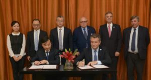 Convenio con China para aumentar la venta de poroto de soja