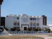 Adecoagro opera desde hoy dos plantas de SanCor