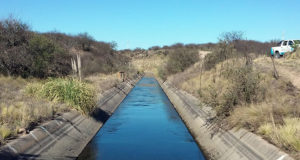 San Luis: cortarán por un día el canal Paso de las Carretas por limpieza en un extenso tramo