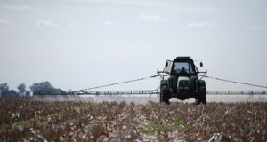 La fertilización foliar en los campos argentinos