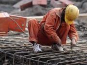 La devaluación profundizó la pobreza: se ubica en 35%