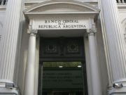 Histórica fuga de divisas en junio: U$S 1.410 millones