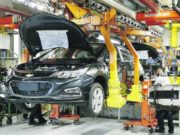 La industria cayó casi 7% en junio y acumuló 14 bajas consecutivas
