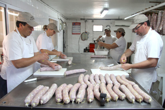 Produccion de salames en Colonia Caroya, Cordoba. Fotos: Augusto Famulari