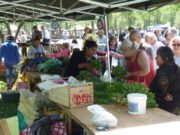 La Feria de Productores en la Costanera Río Quinto