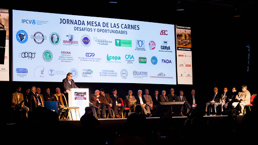05 - 03 - mesa de carnes