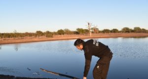 San Luis: la Policía del Agua suspendió el servicio a un usuario por derroche de agua cruda
