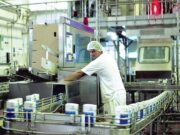 Se agrava el conflicto en la industria láctea: no hubo acuerdo entre las empresas y el gremio