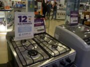 La industria da signos de recuperación y el consumo equiparó el nivel prepandemia