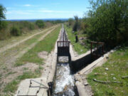 San Luis Agua: bajarán el volumen en los canales de riego por la sequía