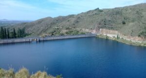 ¿Cómo influyen las precipitaciones en los sistemas de agua cruda de San Luis?