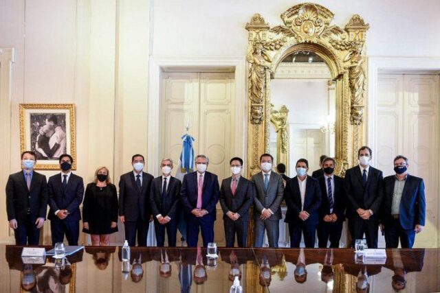 12 - 12 - firma de acuerdos con china