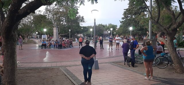 29 - 12 - asamblea en san francisco por falta de agua