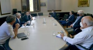 El Gobierno evalúa reabrir las exportaciones de maíz tras alcanzar un acuerdo con los productores