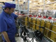 Los aceiteros conformarán un fideicomiso para «garantizar precios accesibles» en el mercado interno