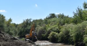 Riego: San Luis Agua trabaja en mejoras del canal Paso de La Cruz