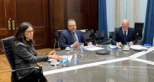 Los frigoríficos aceptan reservar 8.000 toneladas para el mercado interno