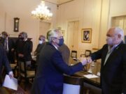 Autorizan la reapertura gradual de exportaciones y fijan siete cortes para consumo local