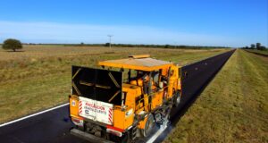 Vialidad Nacional está pintando la ruta nacional 188, en el sur sanluiseño