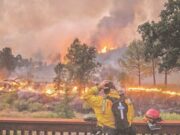Los incendios forestales de Canadá y California multiplican problemas