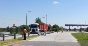 Rutas puntanas: en junio se labraron más de 350 multas por camiones con sobrecarga