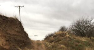 Cuenca del Morro: la lluvia cortó la ruta 33 y los productores se quejan por falta de mantenimiento