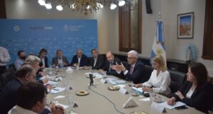 Julián Domínguez presentó el plan GanAr 2022-2023