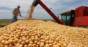 El campo volvió a rechazar las restricciones a las exportaciones y a posibles aumentos de las retenciones