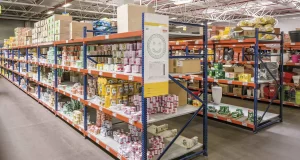 Los dark stores impulsan cambios en el envasado de productos frescos