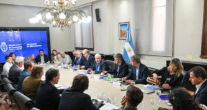 El Gobierno Nacional conformó junto a las entidades agropecuarias un Comité de Crisis para combatir el achaparramiento del maíz