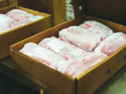 Argentina abre nuevos mercados: exportará a Uruguay carne de cerdo