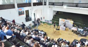 Mondino sube otro nivel y llega a Palermo para conducir las ventas de Faenar TV y Angus Premium