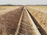 Impermeabilizan un tramo del canal de riego en San Pablo para evitar derroches
