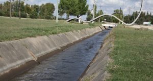 El Consorcio de Regantes Quines-Candelaria celebró la suspensión de los elevados aumentos del agua para el sector agropecuario