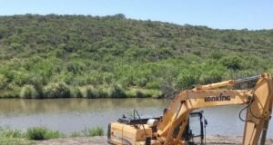 San Luis Agua finalizó la limpieza del azud de Renca