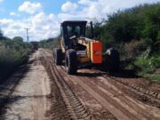 Vialidad Provincial realiza reparaciones en caminos vecinales de tres departamentos