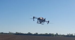 Siembra de alfalfa con drones: una innovación que gana terreno en San Luis