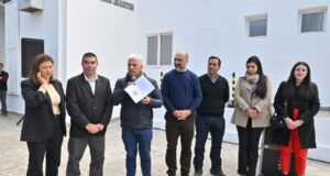 El Gobierno inauguró el frigorífico de San Martín y promete faena gratuita para productores