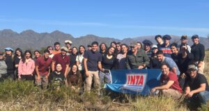 Intercambio académico del INTA Quines: estudiantes universitarios conectan la teoría con la práctica en el campo