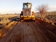 Productores y Vialidad Provincial reacondicionaron 60 kilómetros de la Ruta 48 en Dupuy