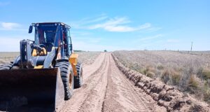 Vialidad Provincial mejora caminos en el sur de la provincia