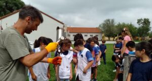 La red que enseña a medir la napa y transforma la gestión del agua en el campo argentino