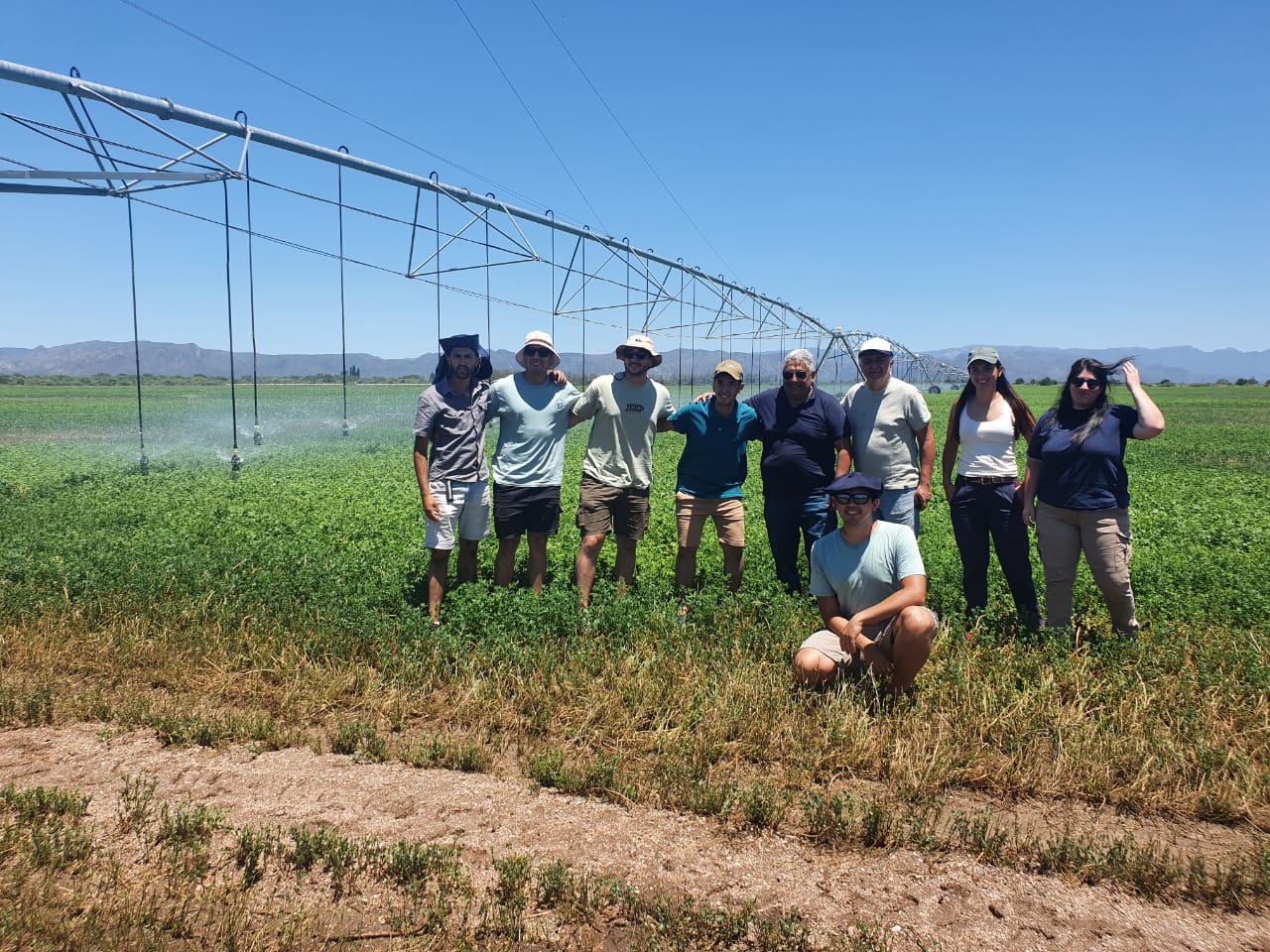 Estudiantes de Agronomía realizaron una gira técnica por los sistemas hortícolas y frutícolas del corredor Quines–Candelaria