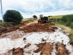 Vialidad Provincial reparó caminos no pavimentados en La Petra, Monte Carmelo y El Retamo