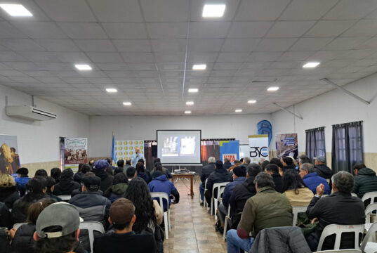 Un centenar de participantes compartieron la 2° Jornada Técnica «Hacia una Ganadería Más Eficiente»