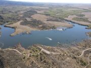 San Luis: por primera vez desde su creación, el dique La Estrechura comenzó a verter agua