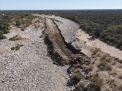 Ejecutan obras de reencauzamiento y defensas en el río Luján